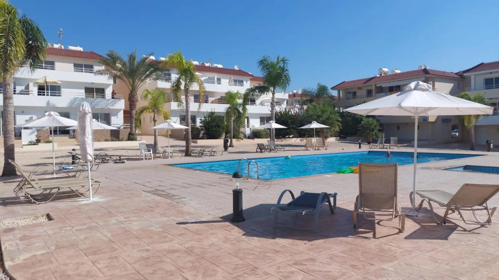 Nissi 3 Pool View 2 Bedroom Apartment With Large Veranda 圣纳帕