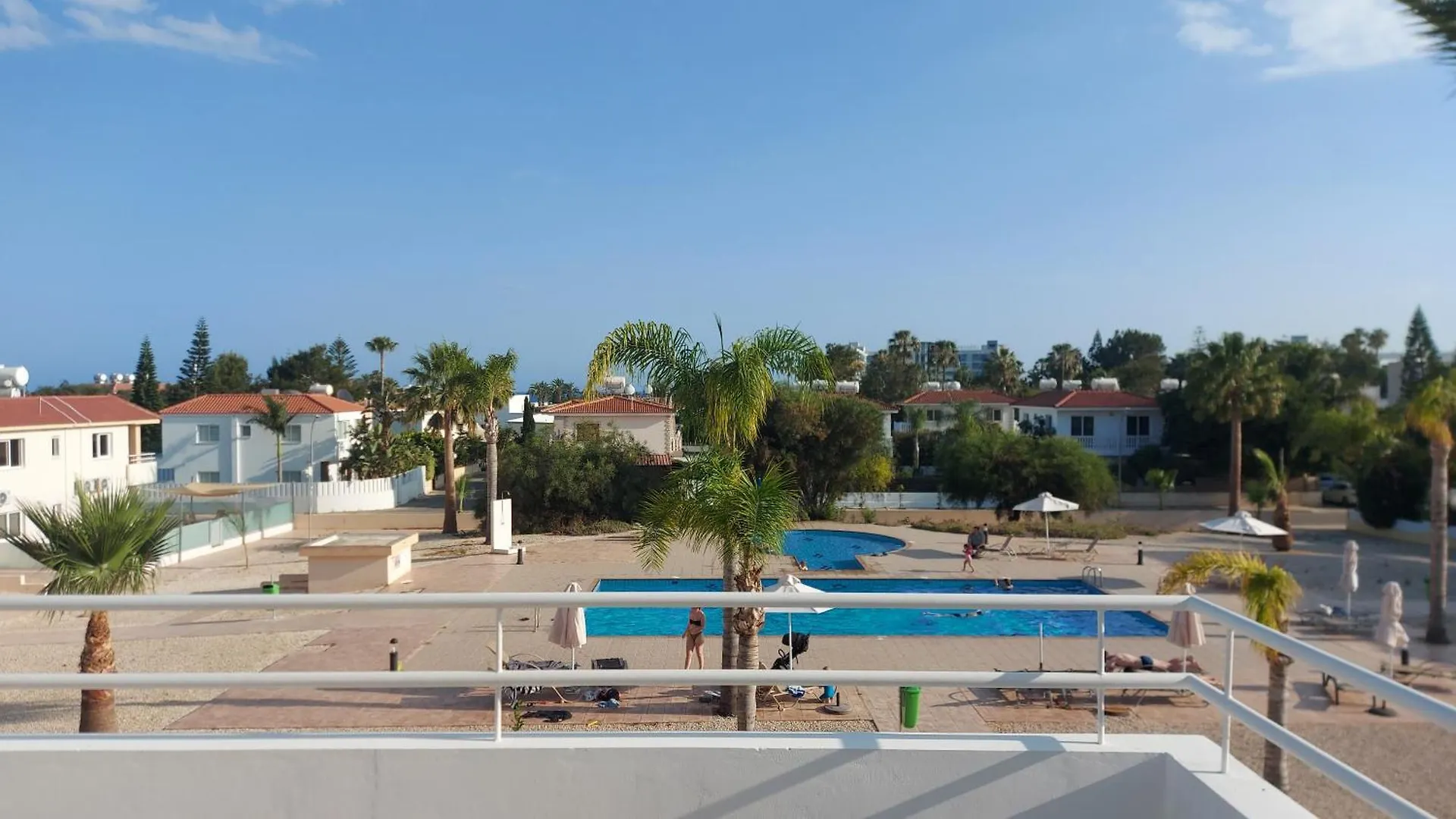 Nissi 3 Pool View 2 Bedroom Apartment With Large Veranda 圣纳帕