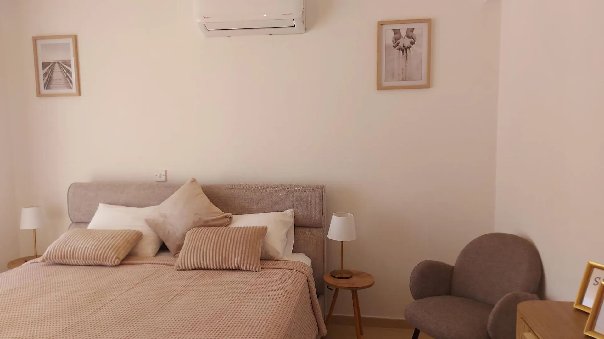 Nissi 3 Pool View 2 Bedroom Apartment With Large Veranda 圣纳帕