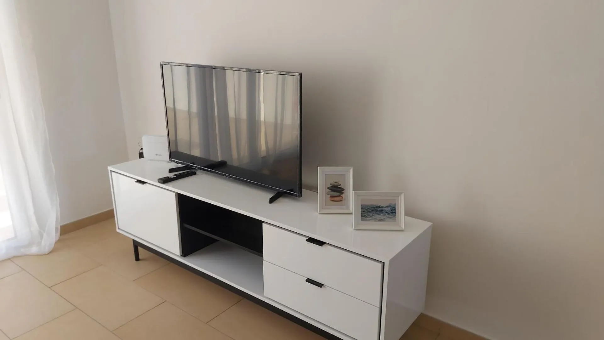 Nissi 3 Pool View 2 Bedroom Apartment With Large Veranda 圣纳帕