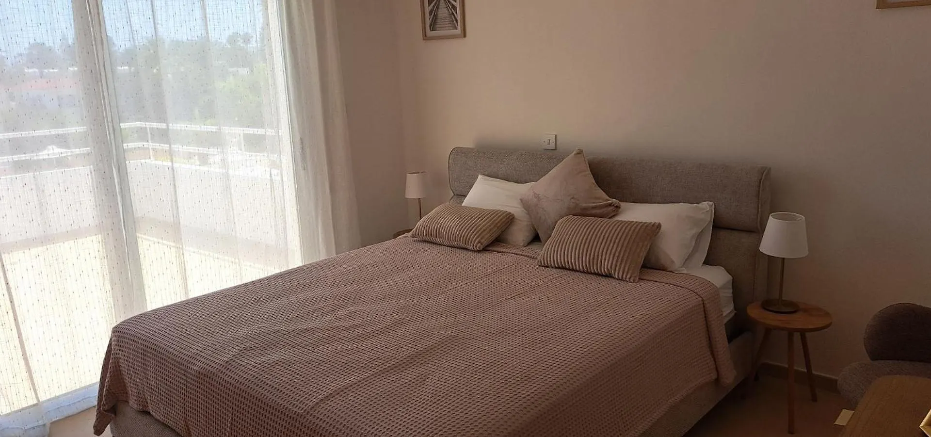 Nissi 3 Pool View 2 Bedroom Apartment With Large Veranda 圣纳帕
